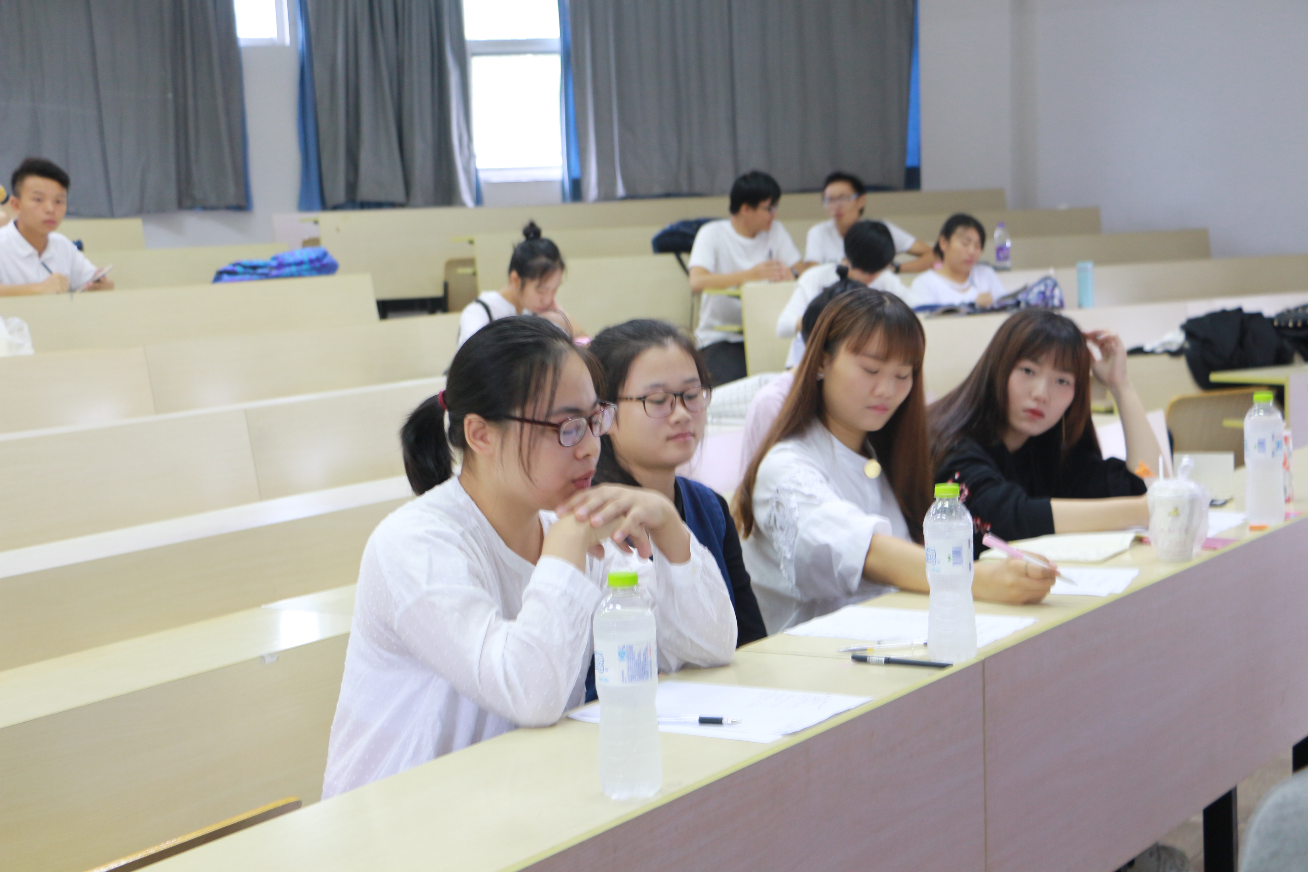 1477386415583040583.jpg 1477386415583040583.jpg